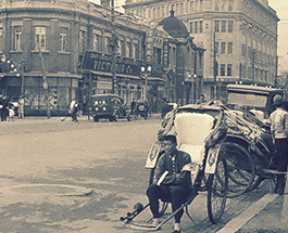 「満洲大連市内街並・人力車夫休息」等、満洲台湾南洋研修旅行写真アルバムの画像